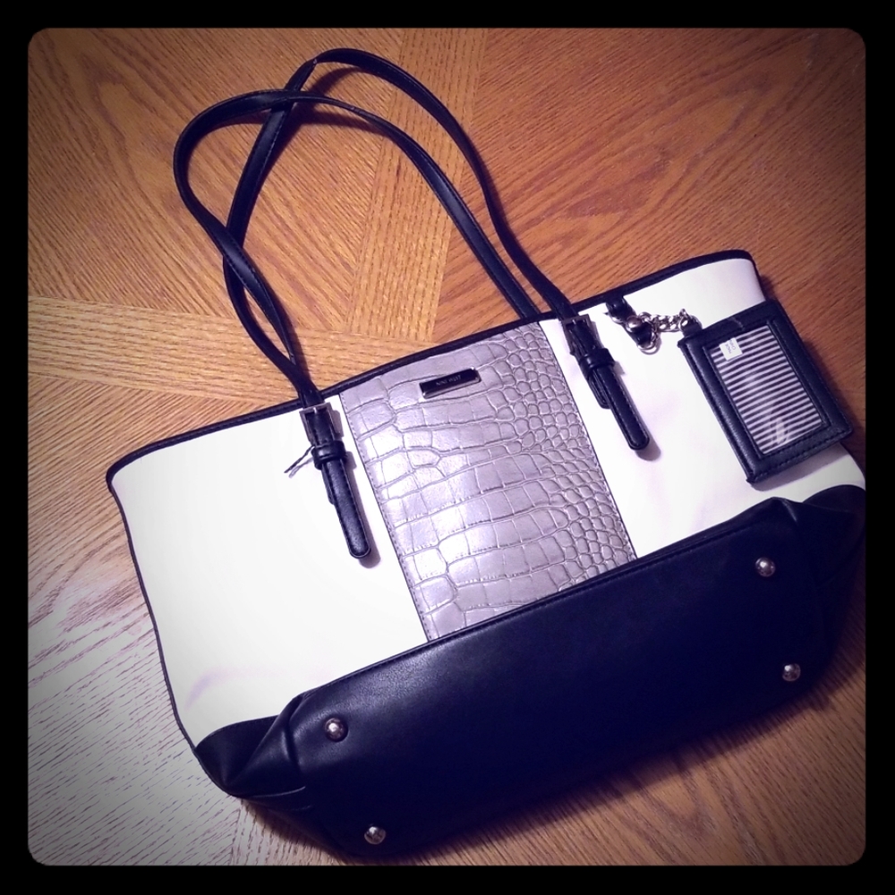 Nine West Tote